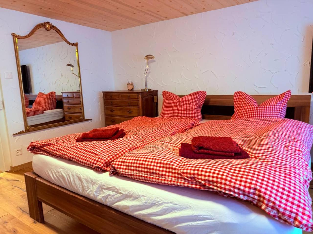 Vintage Apartment By Apartments Capricorn Gsteigwiler Bagian luar foto