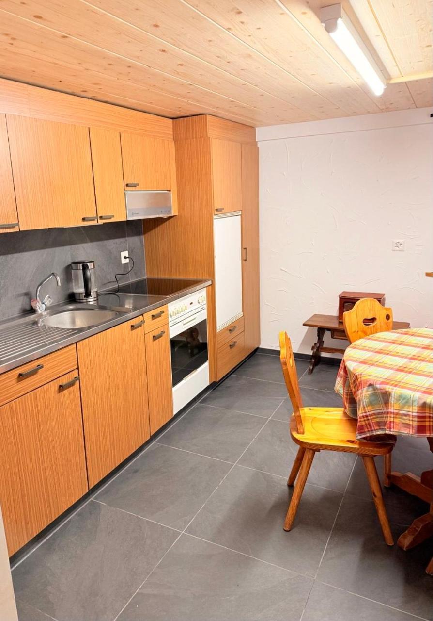 Vintage Apartment By Apartments Capricorn Gsteigwiler Bagian luar foto